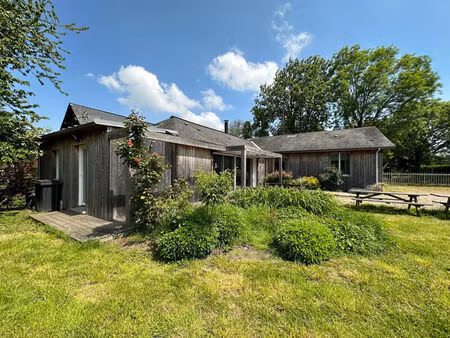 vente commerce 4 pièces 151 m² arelaune-en-seine (76940)