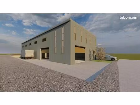 local industriel 709 m²