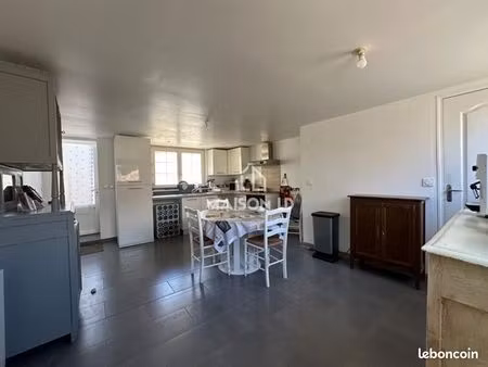 appartement 3 pièces 81 m²