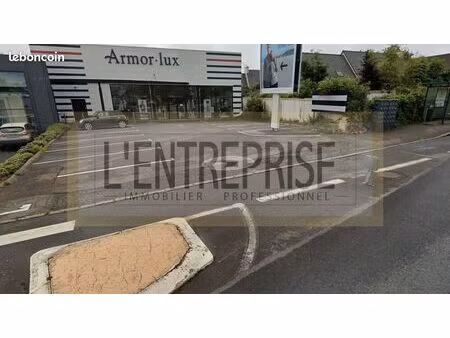 local commercial 313 m² guipavas