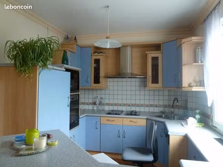 maison de ville à louer