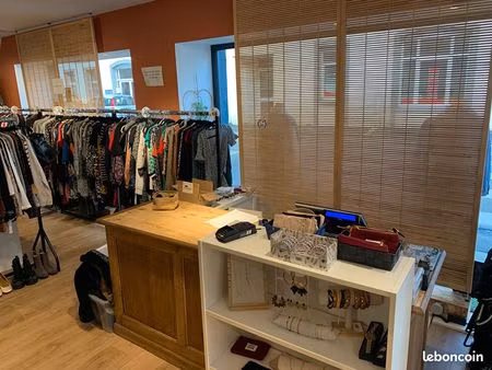 local commercial 125 m² landerneau