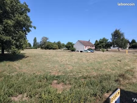 terrain 1552 m² tracy sur loire