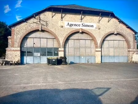 local 600 m² vernou sur brenne