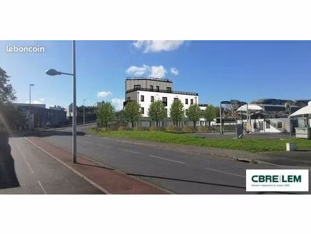 local commercial 224 m² mondeville