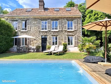 longère 9 pièces 160 m²