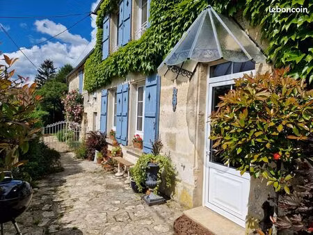 longère 6 pièces 255 m²