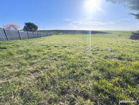 terrain 1 200 m² bon encontre