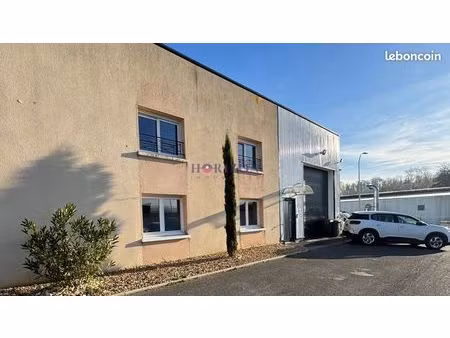 local commercial 491 m² bornel
