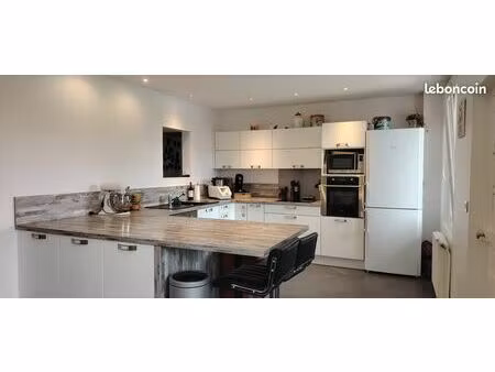 maison 6 pièces 130 m²