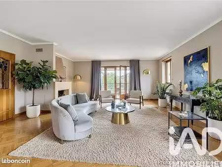 maison familiale 8 pièces 357 m²