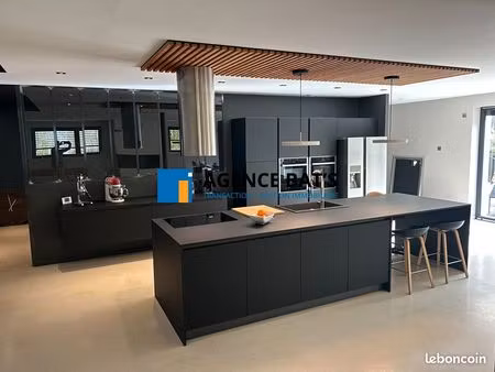 loft 7 pièces 247 m²