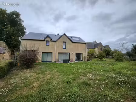 maison 6 pièces 155 m²