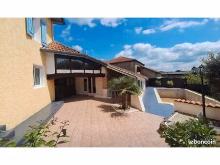 cauna maison atypique