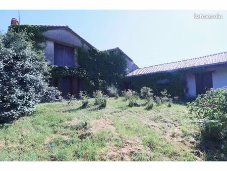 maison 6 pièces 137 m²