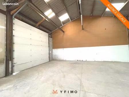 local d'activite 130 m² bouafle