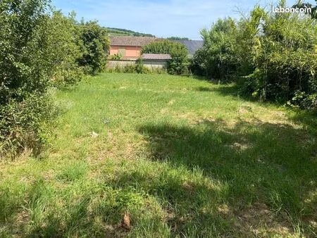 terrain 994 m² azé