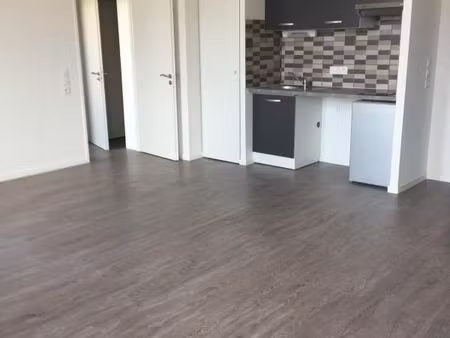 appartement 3 pièces 77 m²