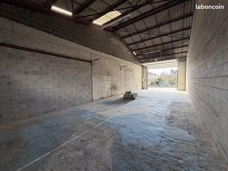 local commercial 90 m²