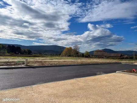 allan- terrain viabilisé de 1060 m² à 189 900euros