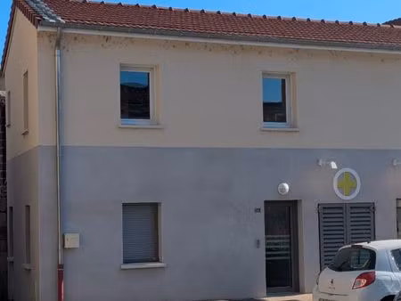 location local paramédical