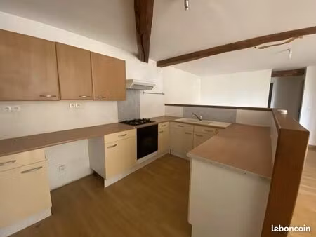 maison 9 pièces 270 m²