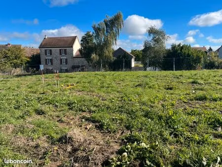 terrain 1 002 m² saacy sur marne