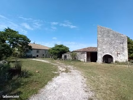 ferme 3 pièces 80 m²