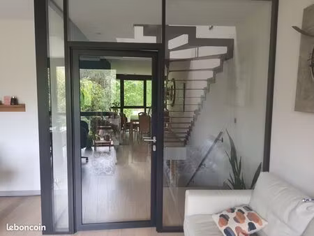 coworking a reze : boostez votre productivité dans nos bureaux ergonomiques et inspirants