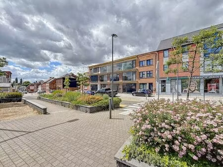 centre de marche-lez-ecaussinnes - commerce 87m2 + jardin