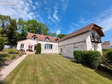 maison 8 pièces 224 m²