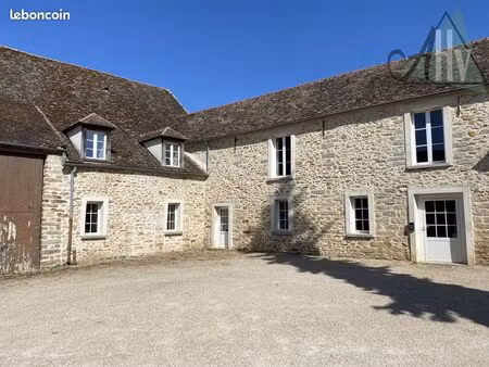 bureaux 196 m² moisenay