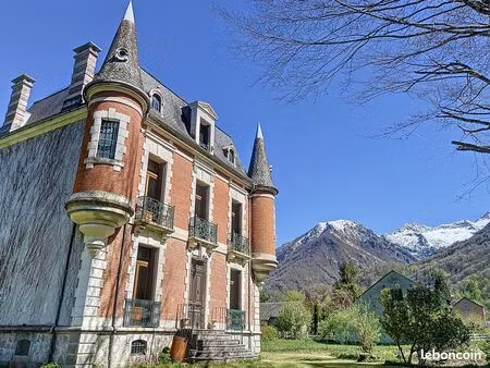 chateau 13 pièces 280 m²