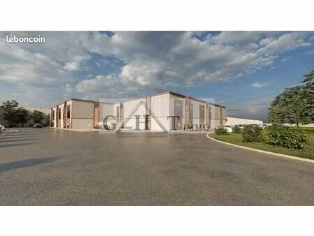 local industriel 3 735 m²