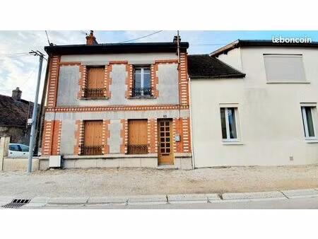 maison 3 pièces 75 m²