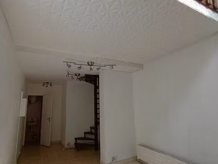 local commercial 32 m² toulon