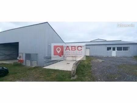 local d'activité 3 761 m²