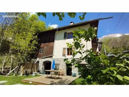 maison 5 pièces 112 m²