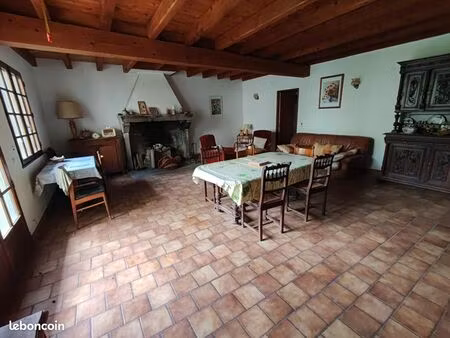 maison 4 pièces 85 m²