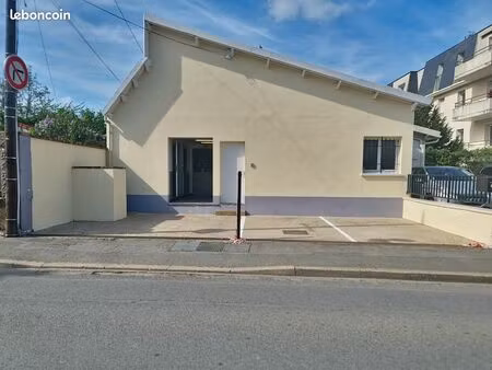 local commercial 80 m² villeneuve le roi