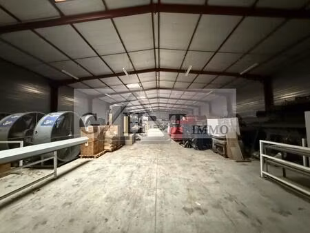 a vendre fontenay tresigny entrepot de 1050 m²