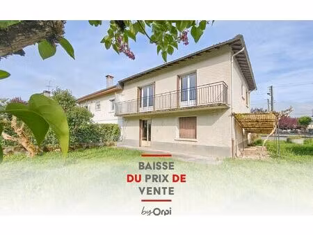 maison jussac 81 m² t-4 à vendre  97 000 €