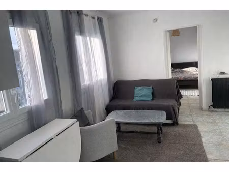 location meublée appartement 2 pièces 31 m² à les clayes-sous-bois (78340)  920 €