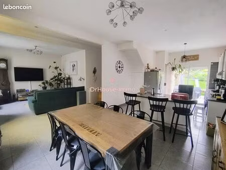 maison 6 pièces 131 m²