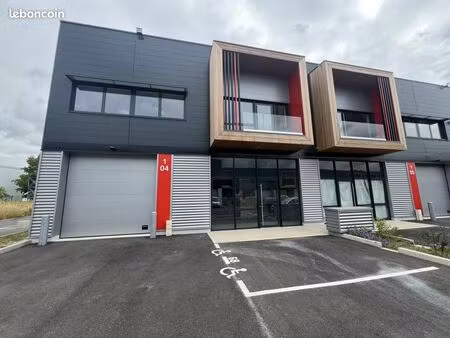 local bureaux 567 m²