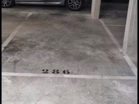 location place de parking