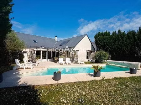 maison familiale : vie plain-pied  pas d'amiante  jardin arboré avec piscine