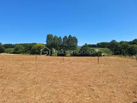 terrain agricole de 6 000 m² à saint-fraimbault-de-prieres