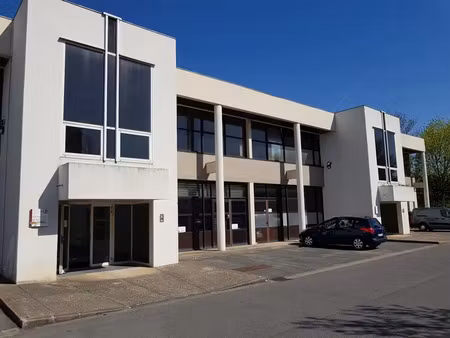 location bureau lognes 77185