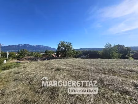 terrain constructible viabilise - 1060 m2 scientrier